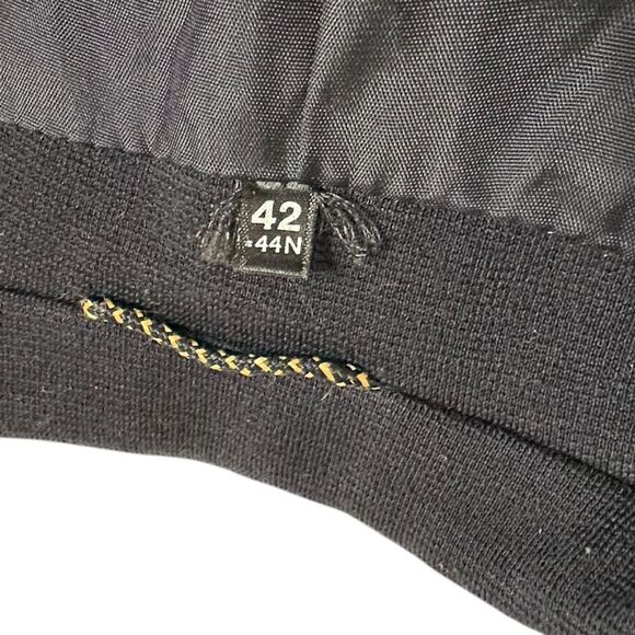 Vintage 80s Classic Fine Knit Pure New Wool Black Blazer EU Size 42 or US Large - Picture 11 of 12